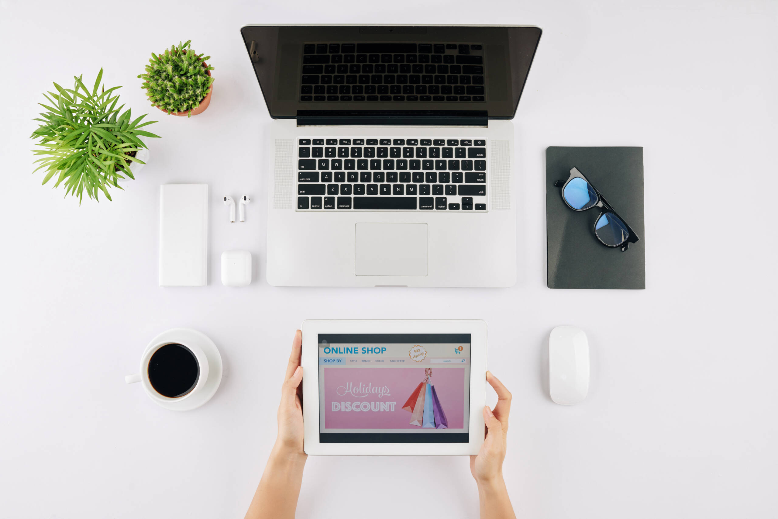 Responsief website design op laptop, tablet en mobiel